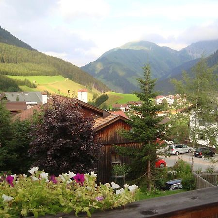 Apartamento Haus Amann Berwang Exterior foto