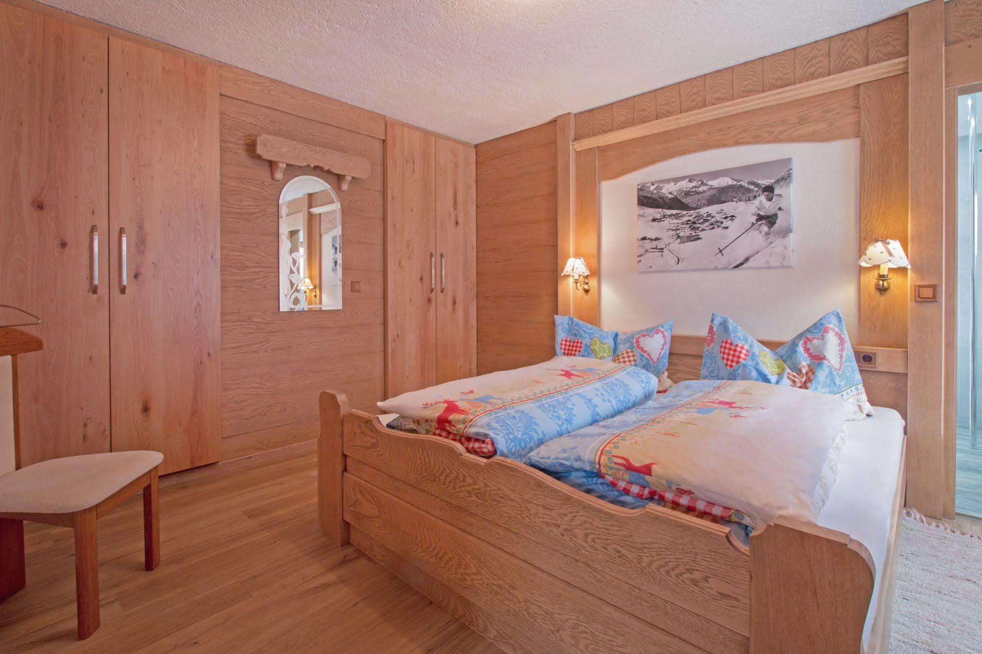 Apartamento Haus Amann Berwang Exterior foto
